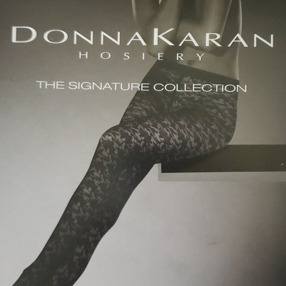 🆕️ Donna Karan All over Lace Signature Collection - Picture 6 of 9
